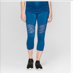 Isabel Maternity Crossover Panel Active Capri